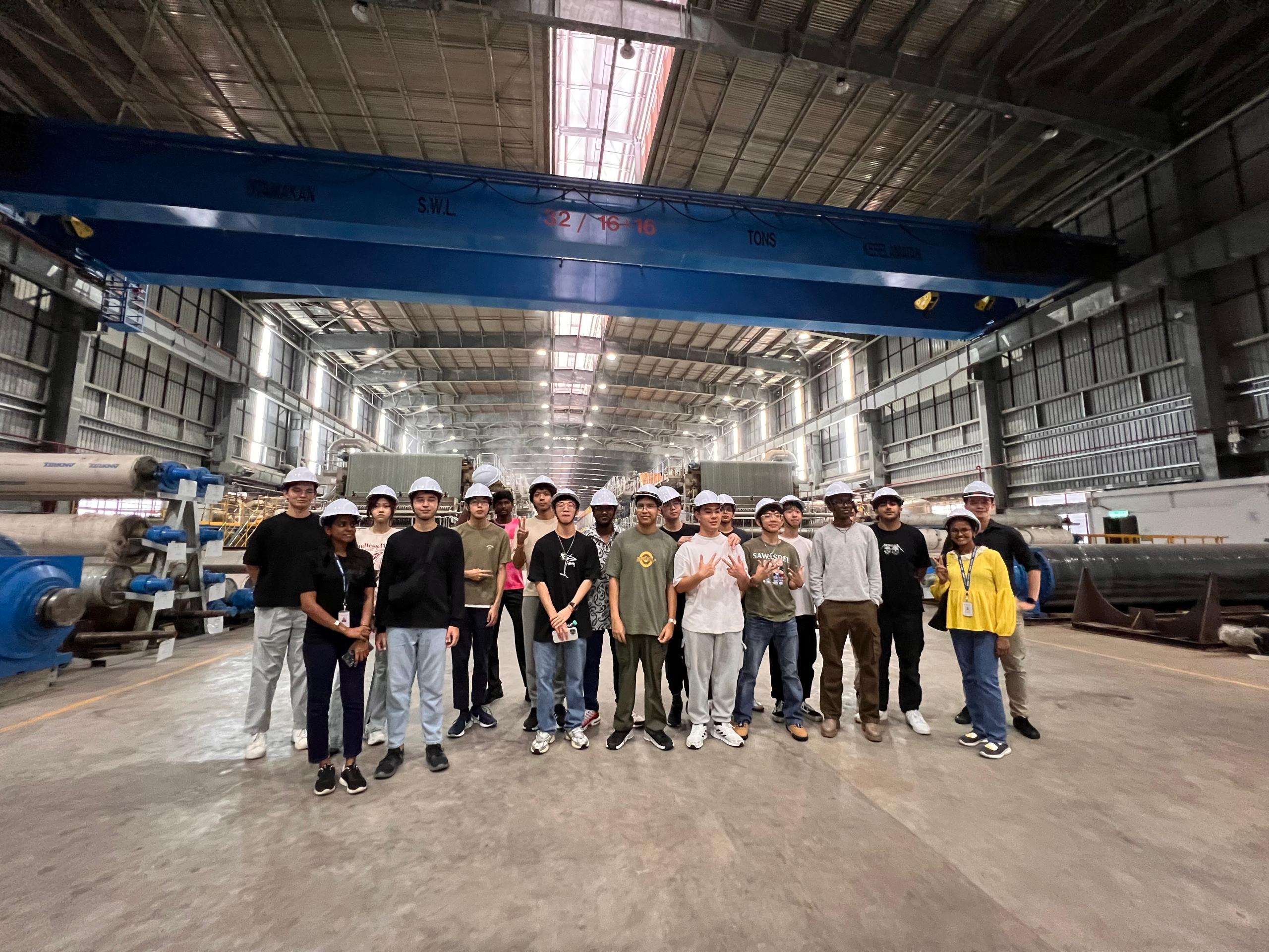 The visit involved a group of 34 Renewable Energy students from the August 2024 intake, accompanied by Dr. Thaneissha, Dr. Shobana and Dr. Ng Lik Yin.