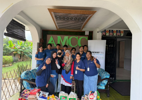 Sunway TES College JB Students Give Back Through Community Outreach at AMCC