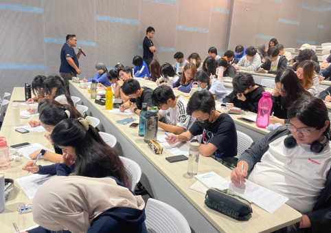 AUSMAT Students Embark on a Journey of Self-Discovery Through Interactive Workshop