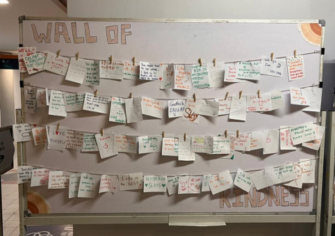 Victoria University Students Create Wall of Kindness
