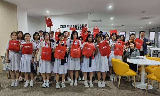 Building Academic Aspirations at Sunway TES College JB