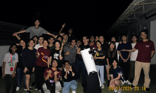 AUSMAT Students Delight in a Night Under the Moonlight at AUSMAT