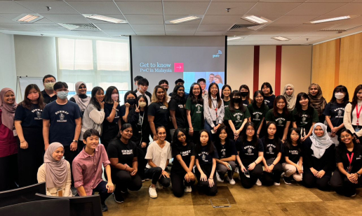 SDS Students Gain Invaluable Industry Insights During PwC Malaysia Visit