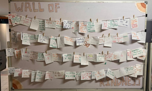 Victoria University Students Create Wall of Kindness